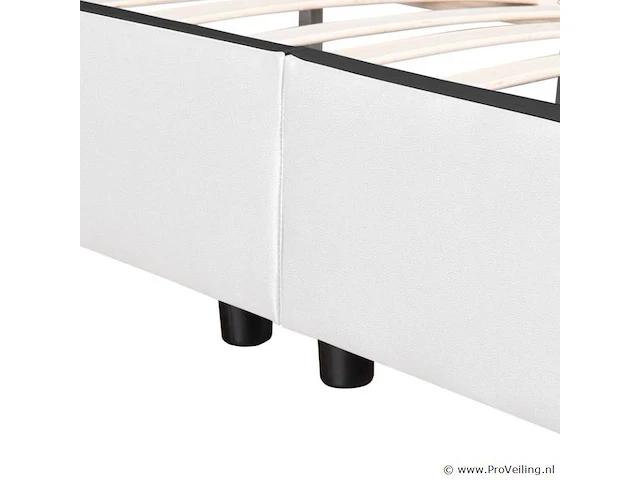 Gestoffeerd bed sevilla 140 x 200 cm - afbeelding 3 van  12
