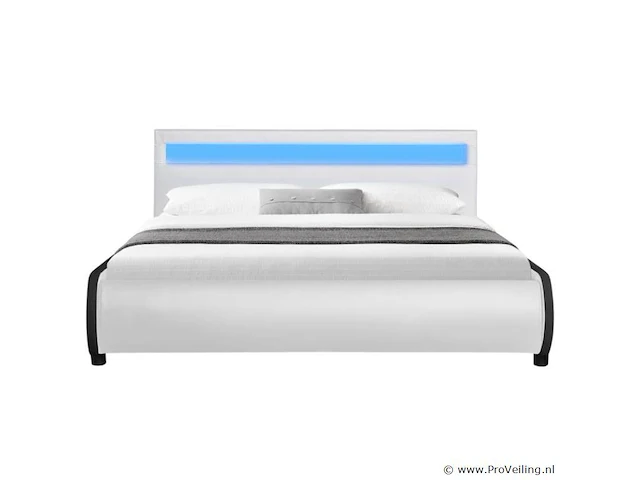 Gestoffeerd bed sevilla 140 x 200 cm - afbeelding 9 van  12