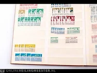 Getax. overwegend postfrisse postzegelcollectie , nederland - afbeelding 2 van  52