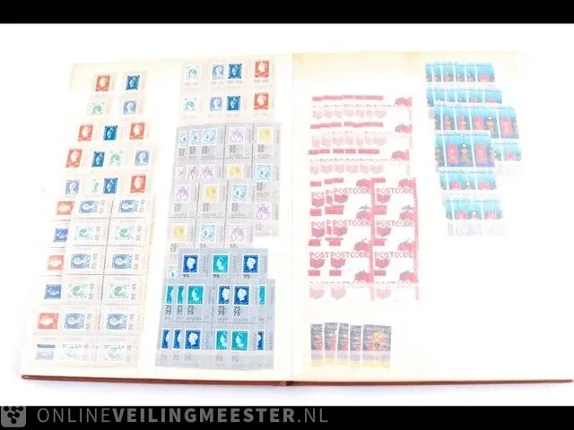 Getax. overwegend postfrisse postzegelcollectie , nederland - afbeelding 1 van  52