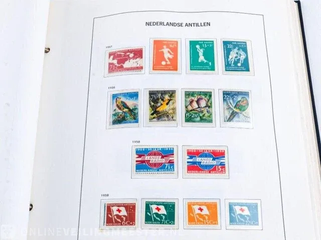 Getaxeerd album € 1.594,00 , postzegelcollectie overzeese gebiedsdelen - afbeelding 20 van  64