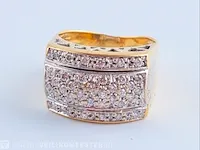 Getaxeerde gouden ring - afbeelding 9 van  11