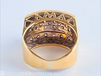 Getaxeerde gouden ring - afbeelding 11 van  11