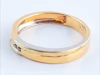Getaxeerde gouden ring - afbeelding 5 van  9