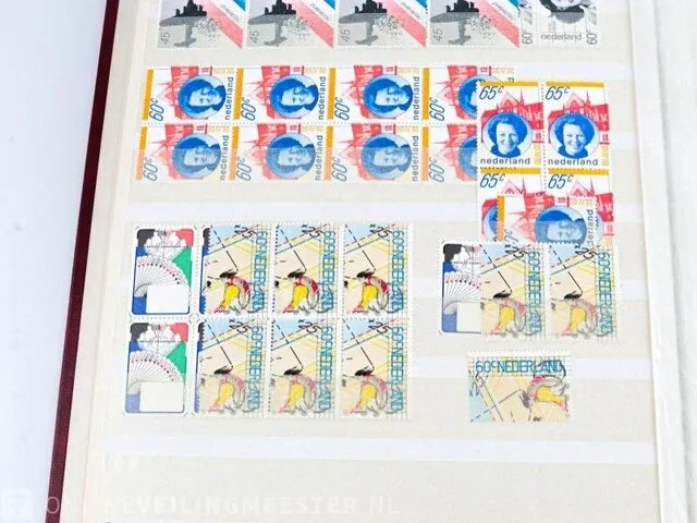 Getaxeerde postfrisse postzegelcollectie , nederland - afbeelding 4 van  60
