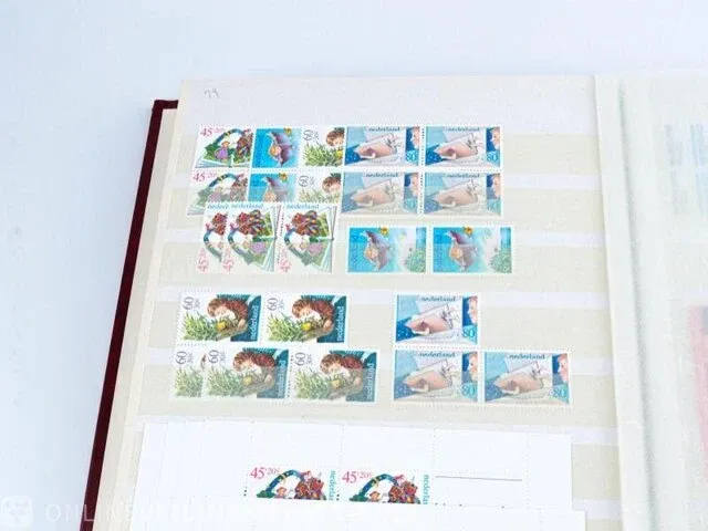Getaxeerde postfrisse postzegelcollectie , nederland - afbeelding 7 van  60