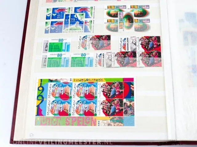 Getaxeerde postfrisse postzegelcollectie , nederland - afbeelding 52 van  60
