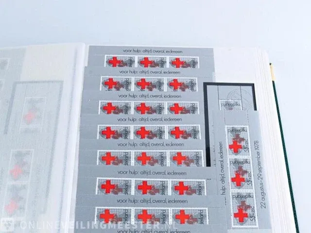 Getaxeerde postzegelblokkencollectie , nederland - afbeelding 8 van  76