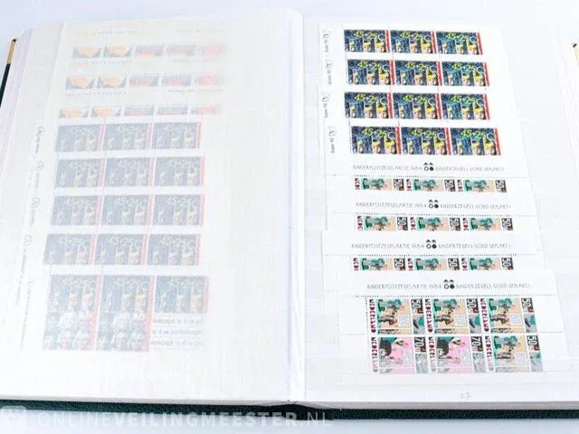 Getaxeerde postzegelblokkencollectie , nederland - afbeelding 1 van  76