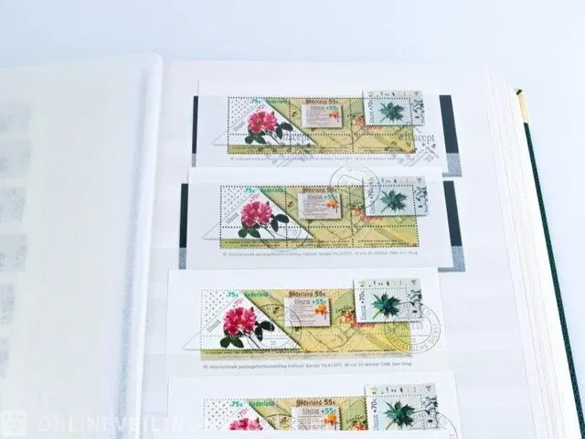 Getaxeerde postzegelblokkencollectie , nederland - afbeelding 30 van  76