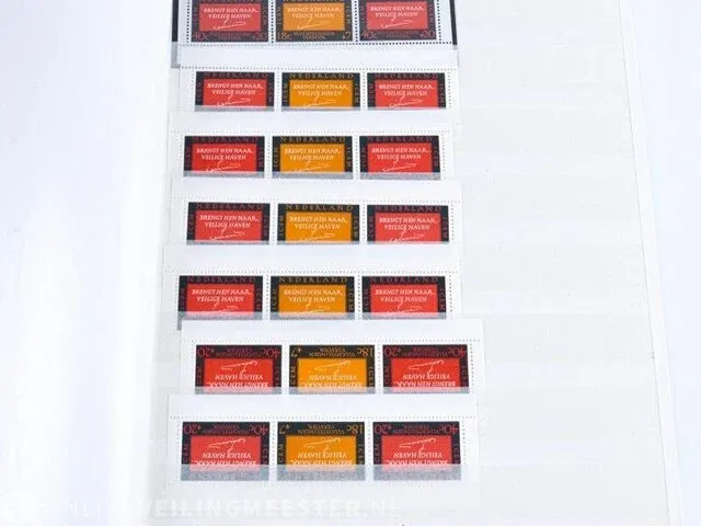 Getaxeerde postzegelblokkencollectie , nederland - afbeelding 45 van  76