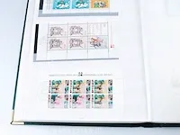 Getaxeerde postzegelblokkencollectie , nederland - afbeelding 66 van  76