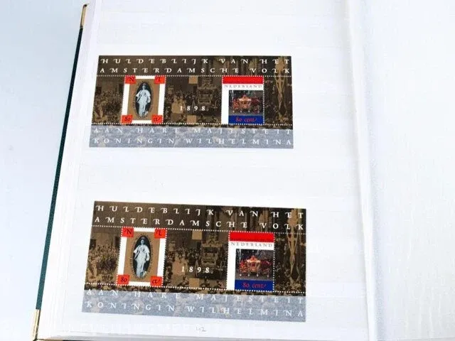 Getaxeerde postzegelblokkencollectie , nederland - afbeelding 70 van  76