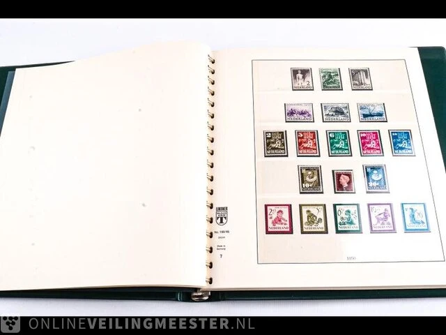 Getaxeerde postzegelcollectie , nederland - afbeelding 1 van  36