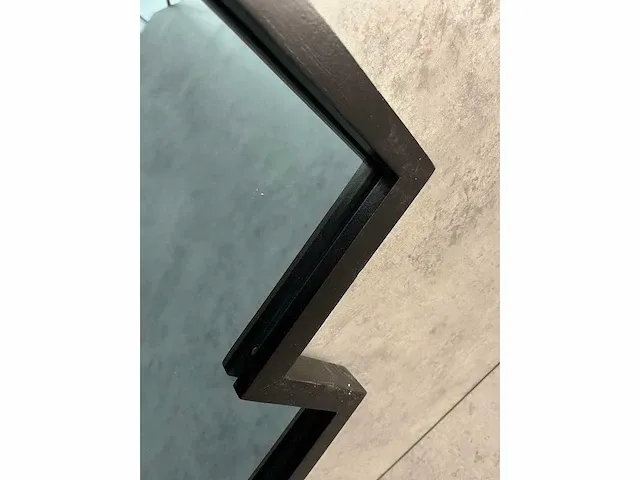 Getinte spiegel in geometrische vorm h170cm (3x) - afbeelding 7 van  7