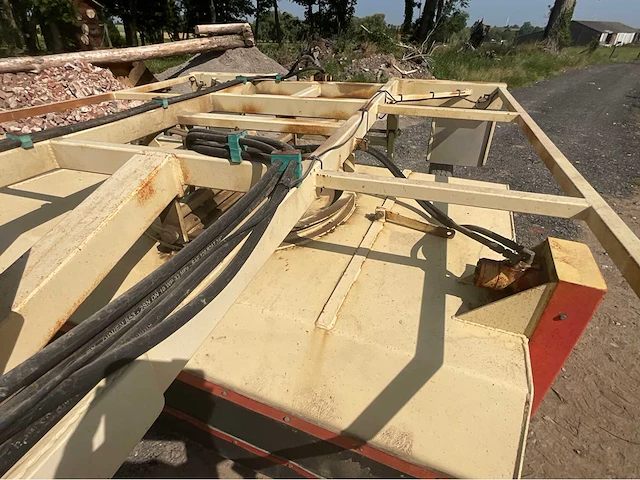 Getrokken industriële veegmachine – 2 roterende borstels - afbeelding 4 van  19