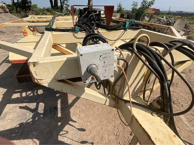 Getrokken industriële veegmachine – 2 roterende borstels - afbeelding 7 van  19