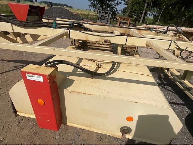 Getrokken industriële veegmachine – 2 roterende borstels - afbeelding 8 van  19