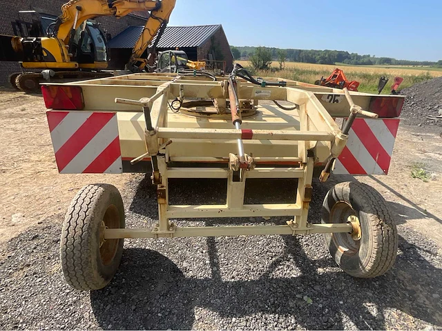 Getrokken industriële veegmachine – 2 roterende borstels - afbeelding 14 van  19