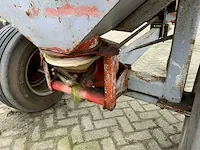 Getrokken kunstmeststrooier - afbeelding 13 van  14
