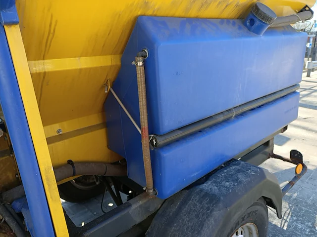 Getrokken nat zoutstrooier 0.8m³ - 350l, nido, stratos b08l-15 acxn280, 2006 - afbeelding 5 van  14
