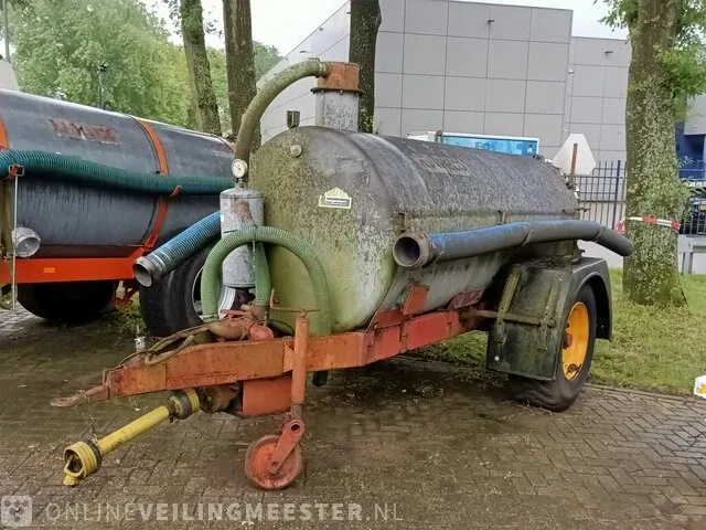 Getrokken tankwagen kuweco, bouwjaar 1985 - afbeelding 4 van  7