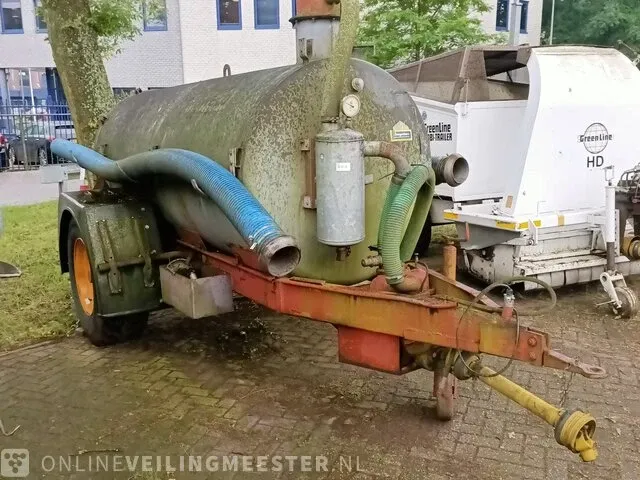 Getrokken tankwagen kuweco, bouwjaar 1985 - afbeelding 5 van  7