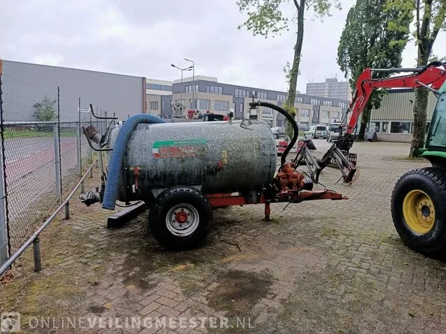 Getrokken tankwagen vaia, mb22, bouwjaar 2004 - afbeelding 1 van  8