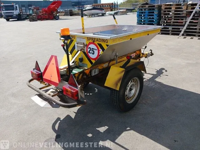 Getrokken zoutstrooier logic, gds250r, bouwjaar 2011 - afbeelding 6 van  24