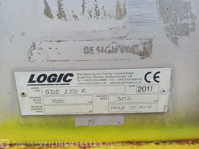 Getrokken zoutstrooier logic, gds250r, bouwjaar 2011 - afbeelding 22 van  22