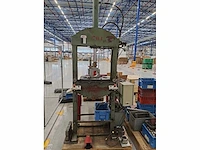 Geuma - 1976 - gv16 - hydraulische pers - afbeelding 1 van  5