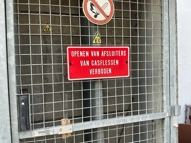 Gevaarlijke stoffen opslag - afbeelding 7 van  11