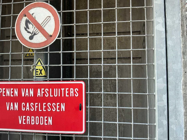 Gevaarlijke stoffen opslag - afbeelding 9 van  11