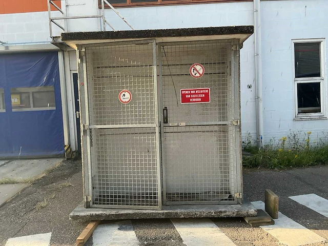 Gevaarlijke stoffen opslag - afbeelding 4 van  11