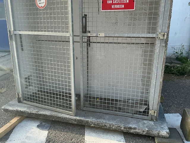 Gevaarlijke stoffen opslag - afbeelding 6 van  11