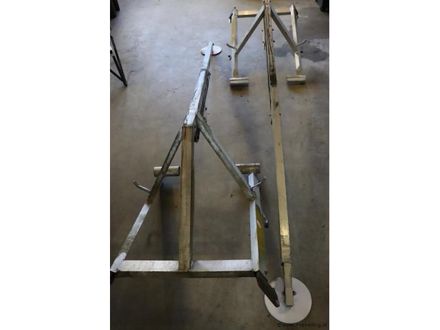 Gevelridder - 267x60x60cm - afbeelding 1 van  8