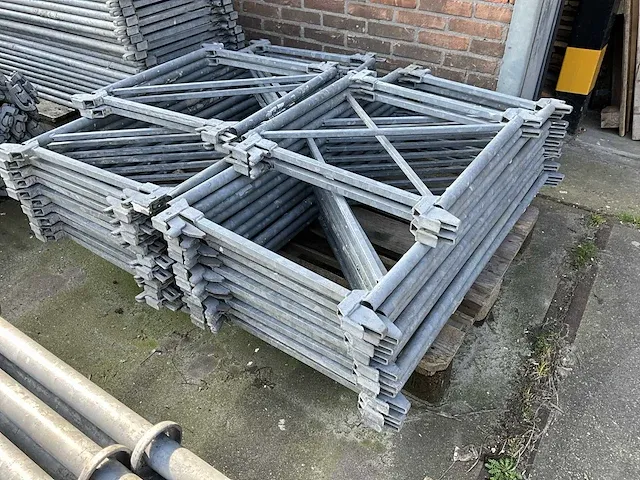Gevelsteiger - afbeelding 3 van  7