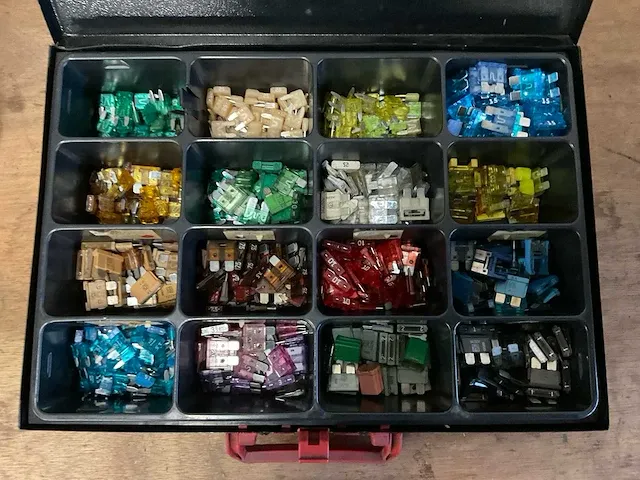 Gevulde assortiments doos (8x) - afbeelding 9 van  9
