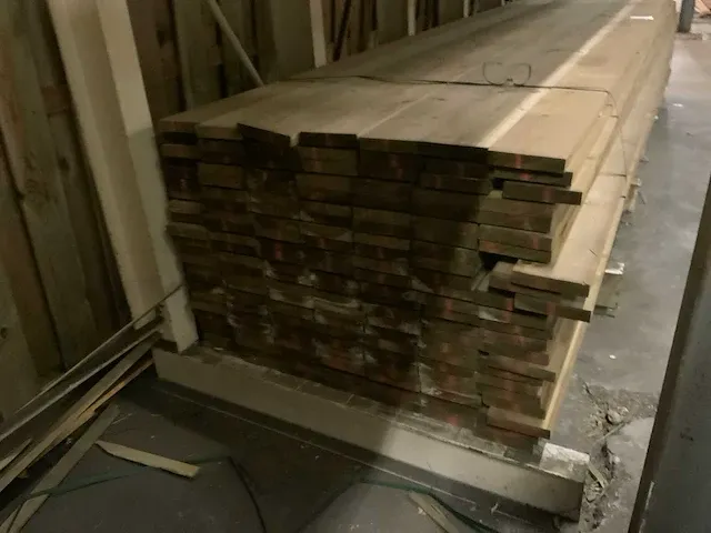 Gewolmaniseerde plank (161x) - afbeelding 2 van  4