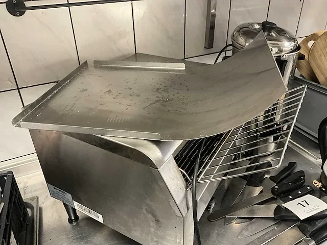 Ggm gastro dtkb300 conveyor toaster - afbeelding 3 van  4
