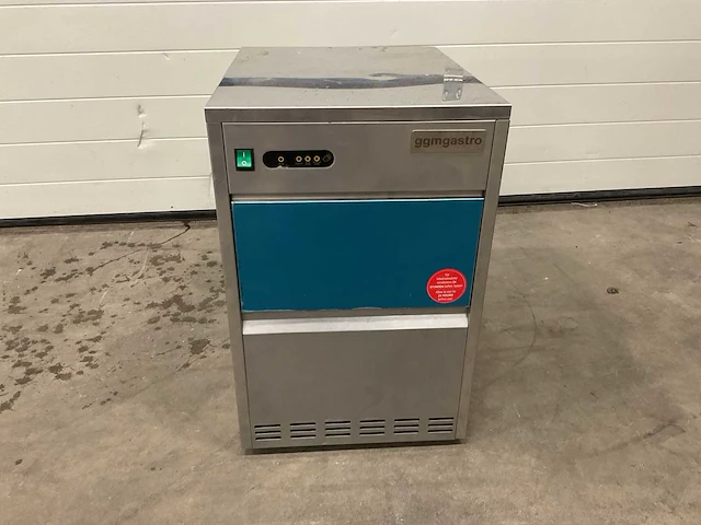Ggm gastro ewbh356-n ijsblokjesmachine - afbeelding 1 van  4