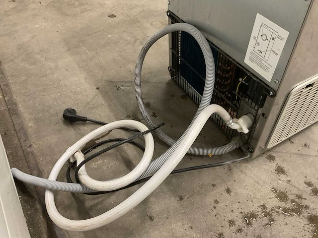 Ggm gastro ewbh356-n ijsblokjesmachine - afbeelding 4 van  4