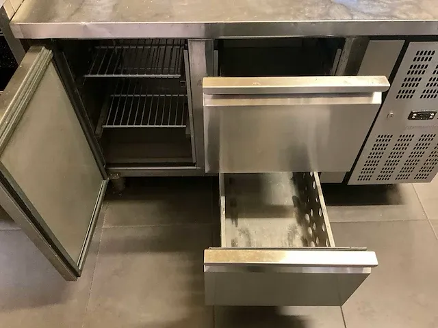 Ggm gastro koelwerkbank - afbeelding 3 van  4