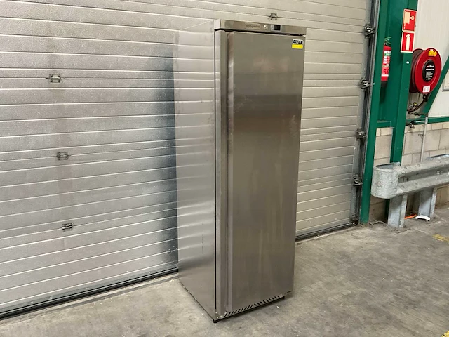 Ggm gastro kss400n koelkast - afbeelding 1 van  4