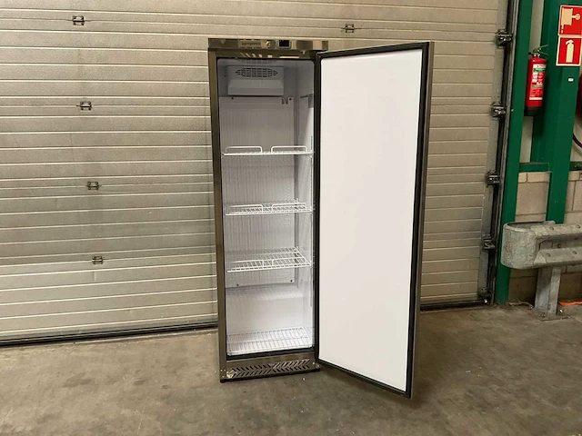 Ggm gastro kss400n koelkast - afbeelding 2 van  4