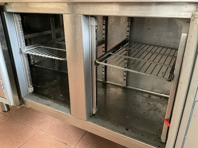 Ggmgastro bmpp2000ii+ koelwerkbank - afbeelding 4 van  7