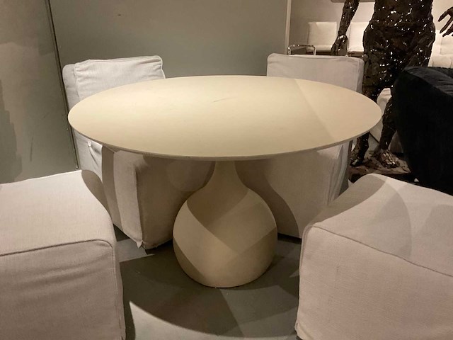 Ghia eetkamertafel - afbeelding 1 van  10