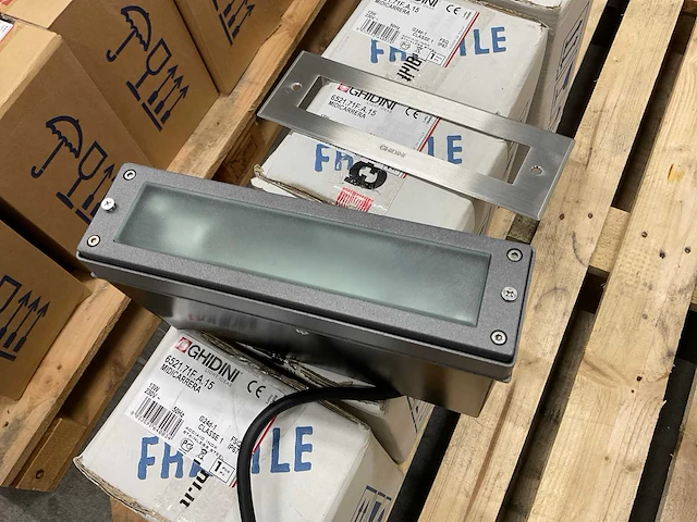 Ghidini rvs vloerlamp 13w (6x) - afbeelding 5 van  9