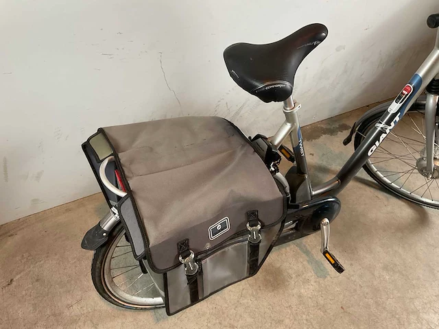 Giant - dames - elektrische fiets - afbeelding 6 van  7