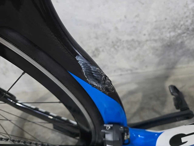 Giant - tijdrit fiets - racefiets - afbeelding 6 van  11